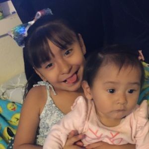 Meet your Posher, Alma